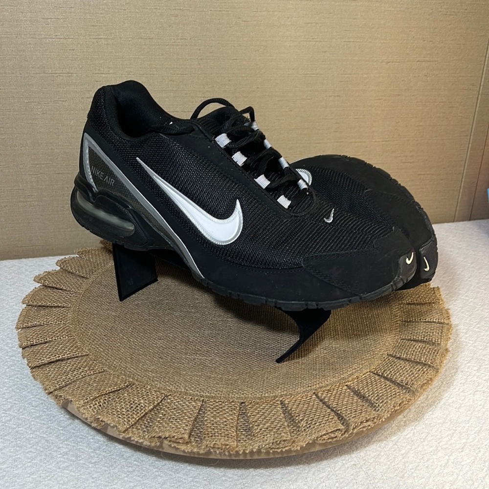 Nike Men's Air Max Torch 3 Running Shoes
